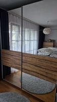 Kleiderschrank