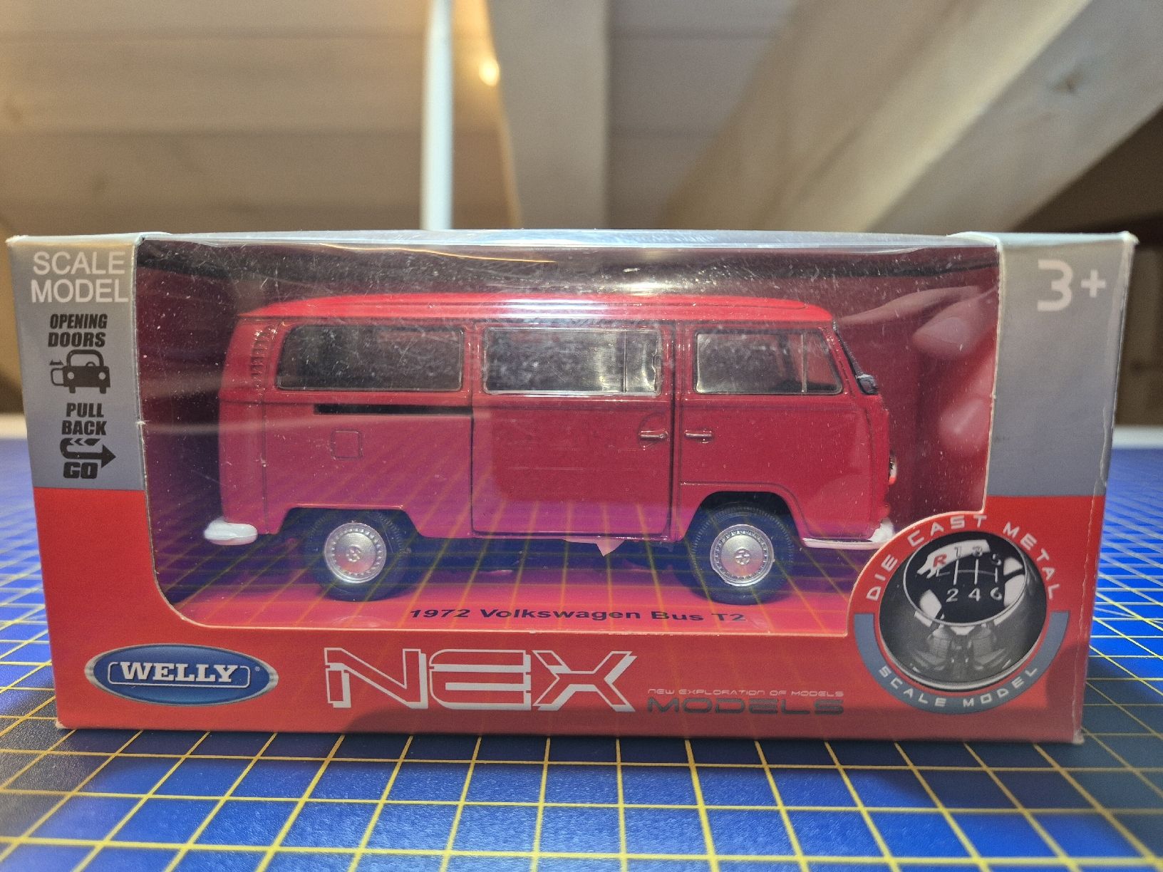Volkswagen Modellini d'auto: VW T2 1:43 – Nuovo e nell'imballaggio originale da Lachen SZ venduto da bow_wdl9