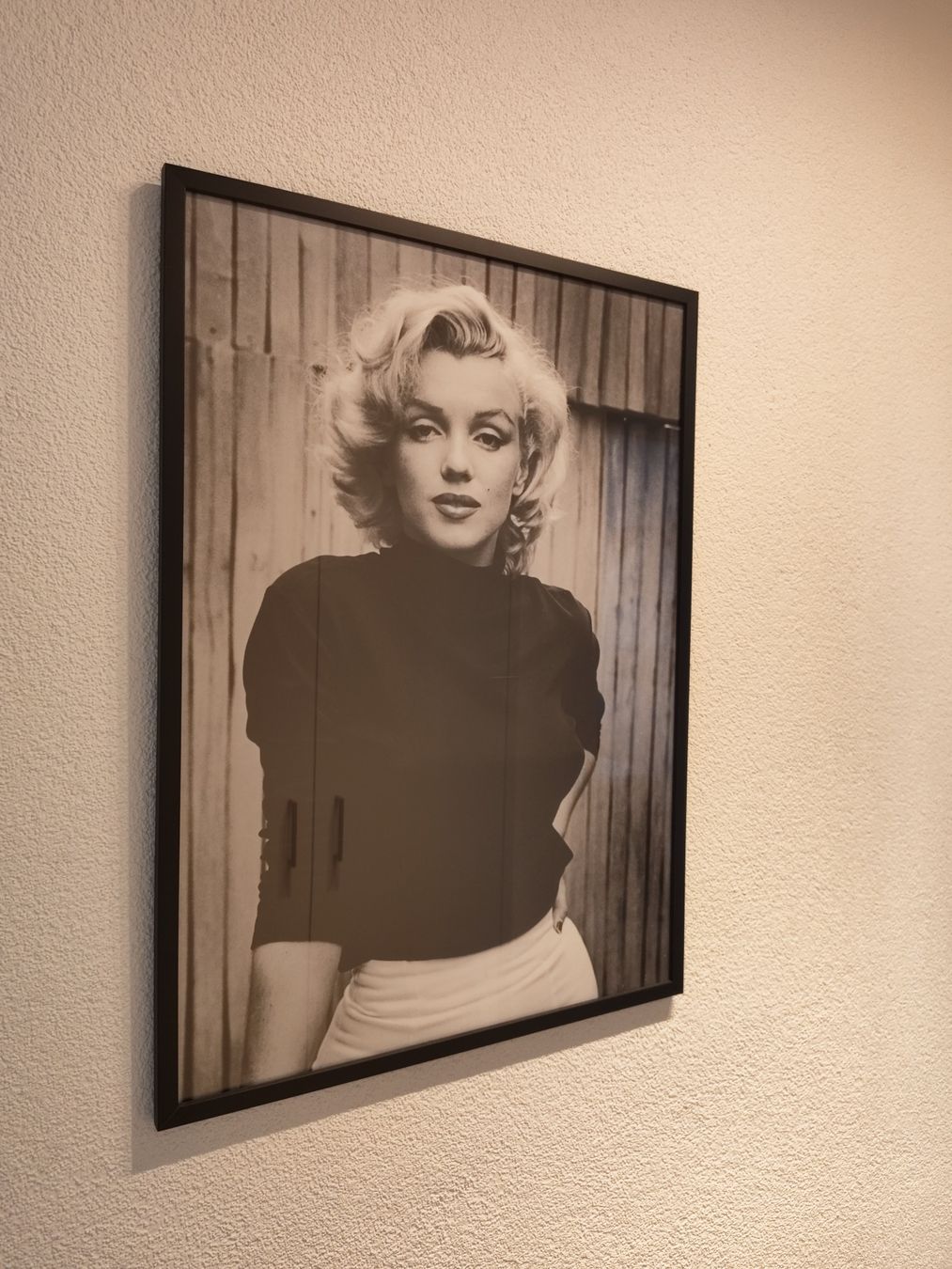 Poster & Bilder: Poster Marilyn Monroe black frame - as new – Neu (gemäss Beschreibung) aus Kreuzlingen von fix_wx75 1