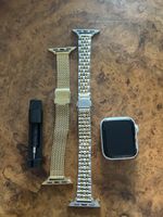 Apple Watch Series 5 40mm mit 2 Armbänder und Ladekabel