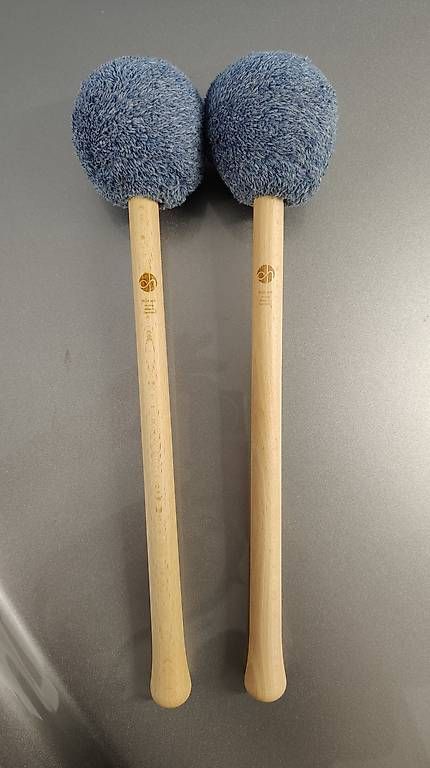 Strumenti musicali: Olli Hess Profi Gong Mallet soft line, PGM longPGM – Usato da Schwyz venduto da Burnsdesign