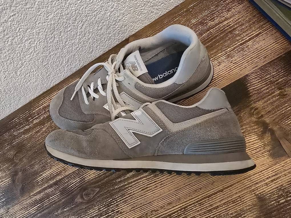 Herrenschuhe: New Balance Sneaker  Grau  Grösse 46.5 – Gebraucht aus Solothurn von gaming1975