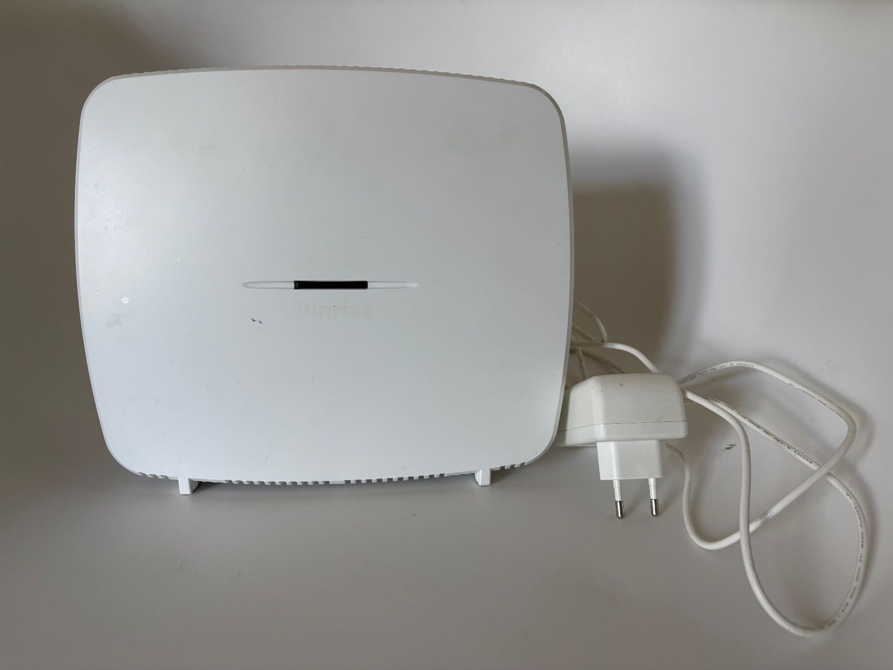 Sunrise Modem & Router: Sunrise Internet Box Modem Sagecom inkl. Netzadapter – Usato da Wetzikon ZH venduto da Bimbo33