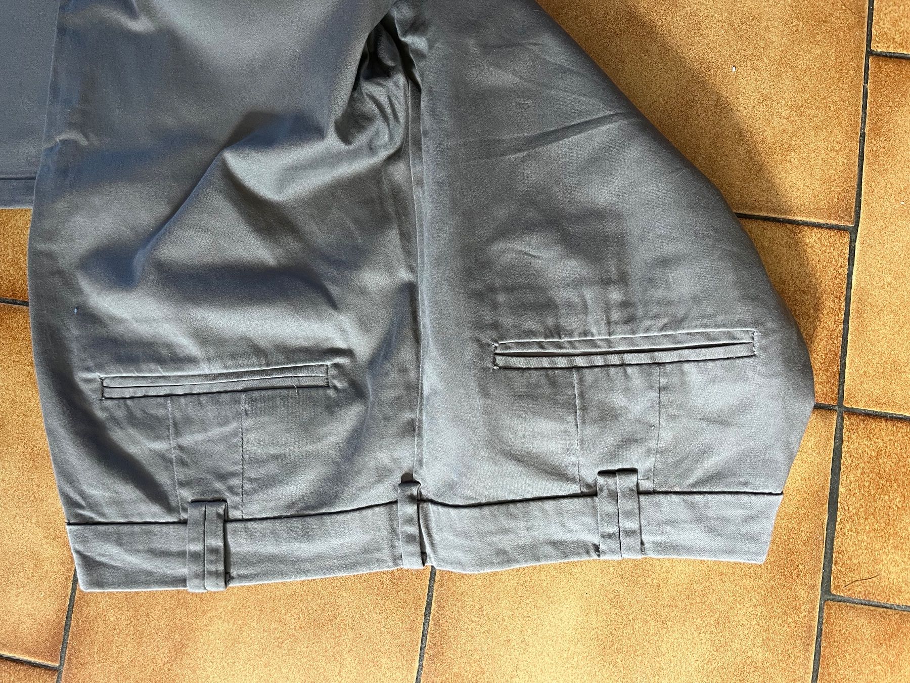 Hosen: Pantalon Mango Taille Taille 40 – Gebraucht aus Veyrier von kimedovapa 2