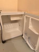 Kleiner Kühlschrank aus Paraxisauflösung