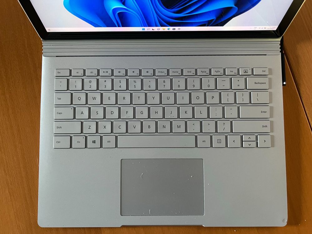 Microsoft Surface Book (Gen 1), US TastaturLayout Kaufen auf Ricardo