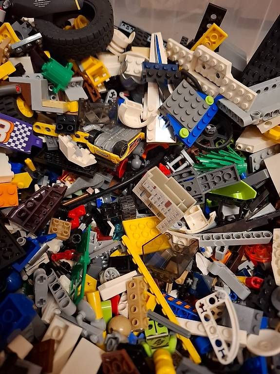 Jouets: LEGO Klemmbaustein – D'occasion à Niederuzwil par Liberatopixel