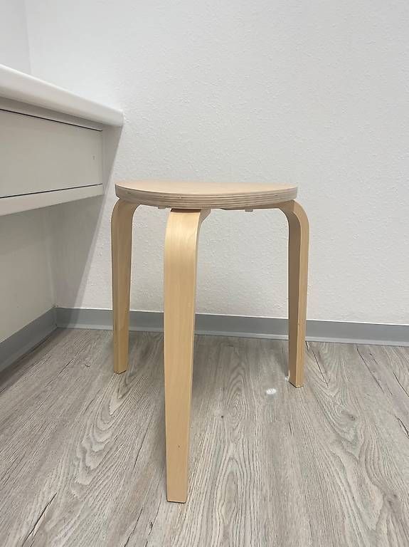 Ikea Sgabelli: Hocker – Usato da Zürich venduto da sko_xt95
