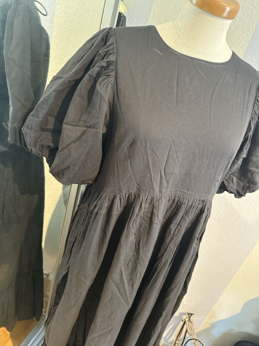 Vestiti: schwarzes Maxikleid Gr. 36/38 Baumwolle – Usato da Bassersdorf venduto da Ayumiyamaguchi 1