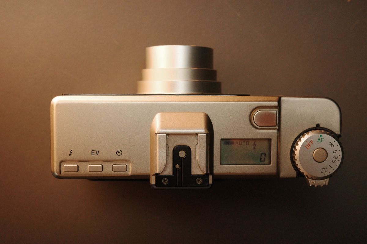 Leica Fotocamera: Leica Minilux Zoom – Usato da Winterthur venduto da tvd_r2j9 2