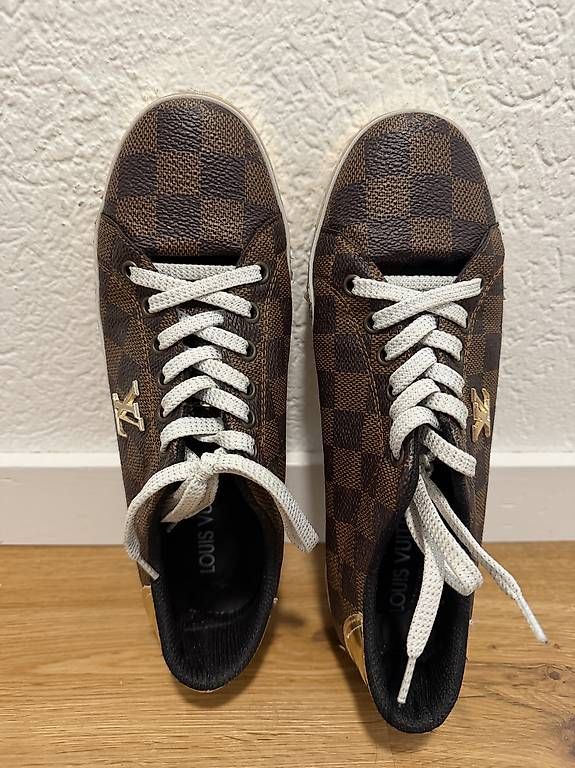 Louis Vuitton Chaussures femmes: Damen Schuhe – D'occasion à Rothenburg par Hari.A 1