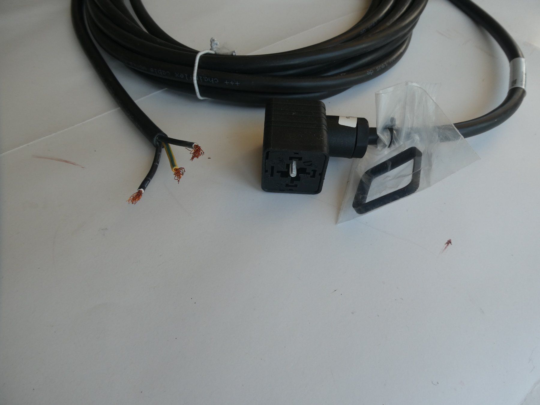 Igus Cavi: IGUS Kabel 3x1,5mm² – Nuovo (secondo la descrizione) da Fulenbach venduto da Hach0 1