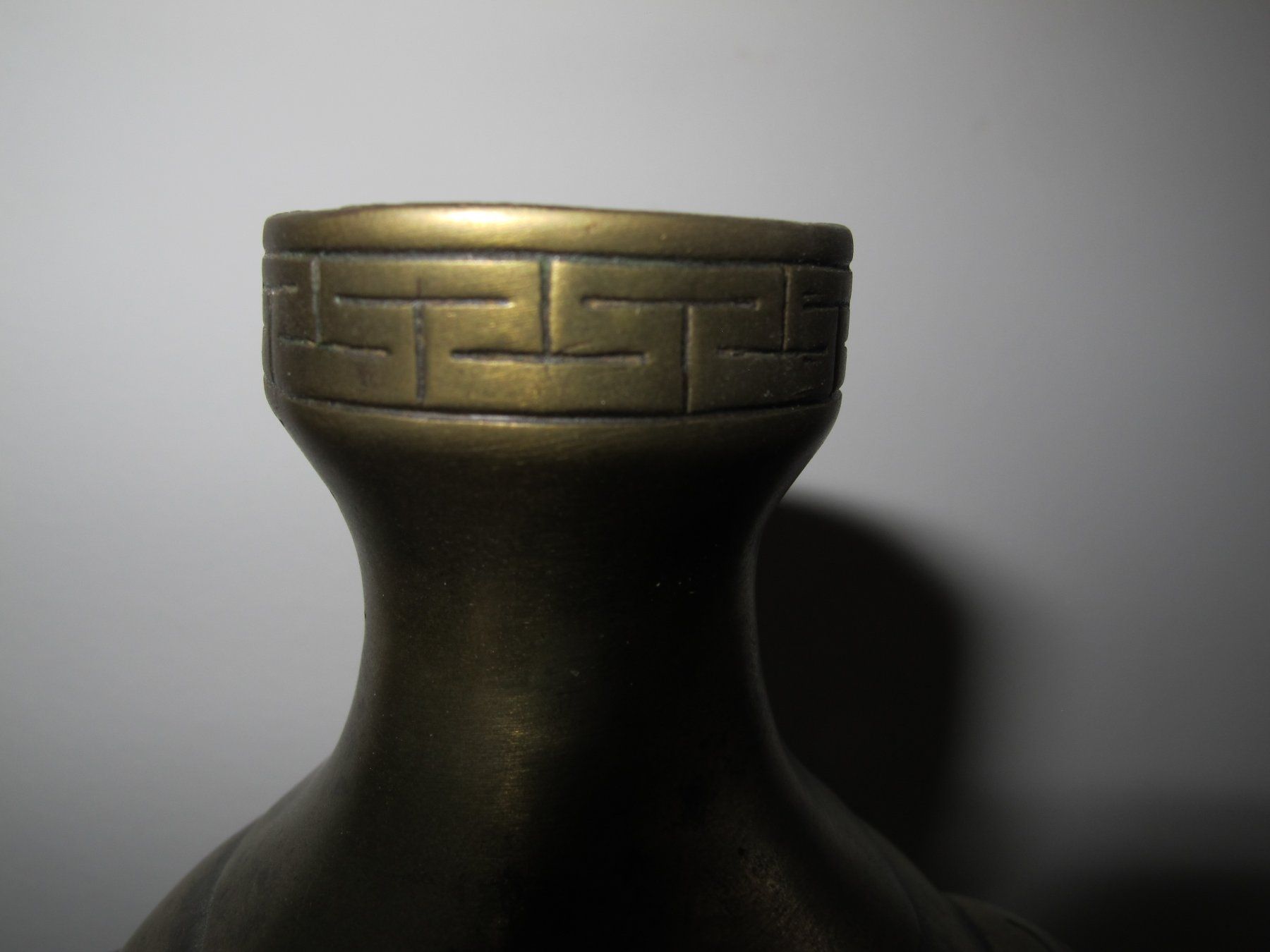 Vasi & Recipienti: antike chinesische Bronzevase – Usato da Wädenswil venduto da Turusukko 2