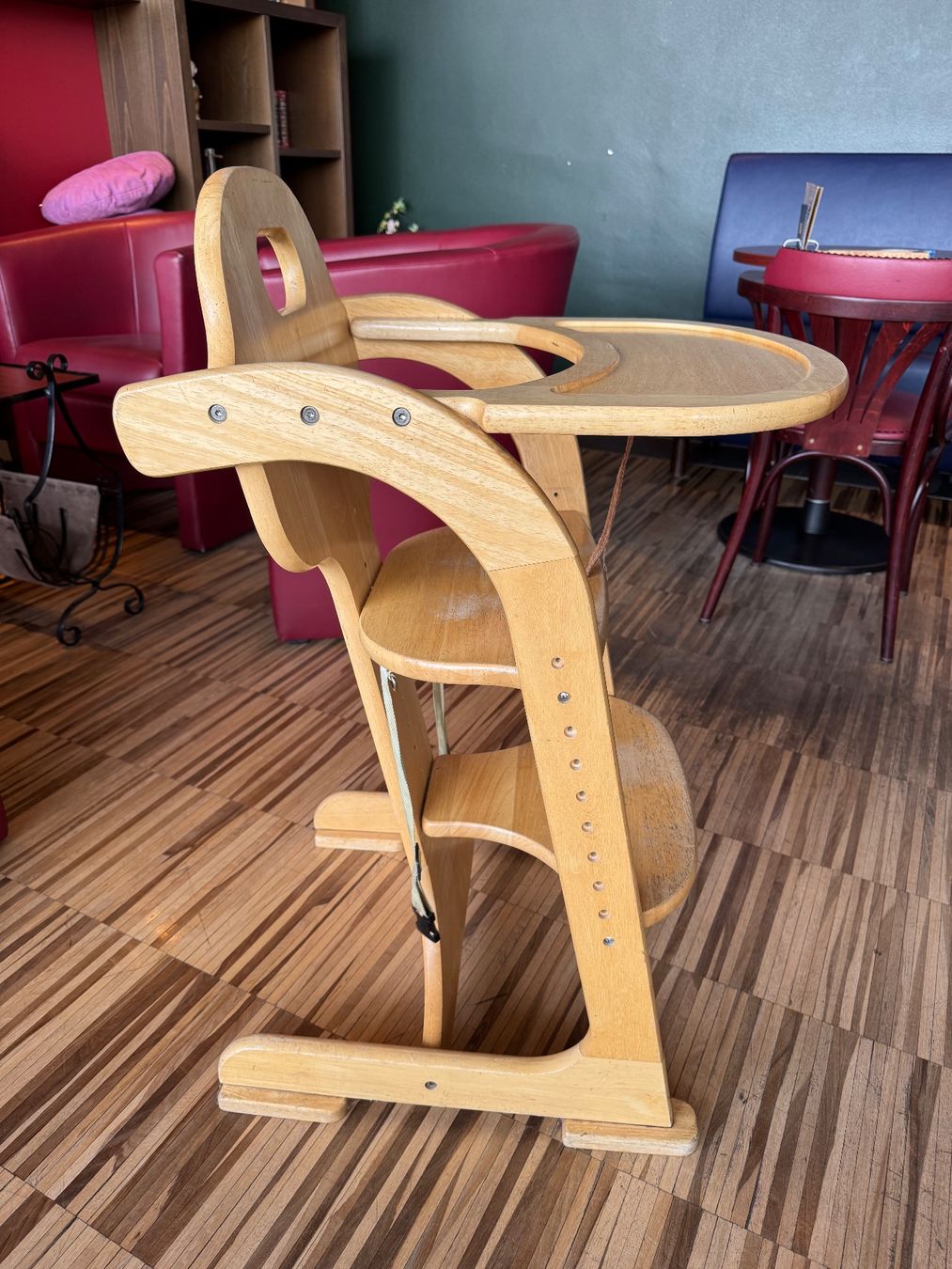 Hochstühle: Trip Trap aus Holz – Gebraucht aus Feusisberg von Foodys