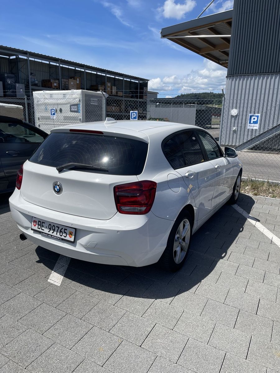 BMW Automobili: BMW 118i MFK 02.2025 – Usato da Safnern venduto da sma_b5q7 2