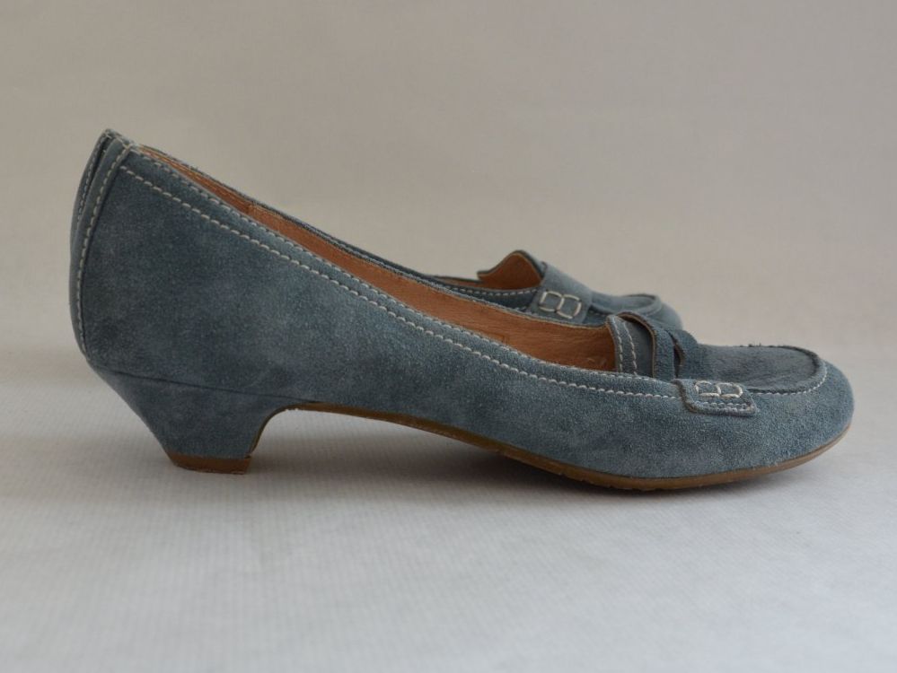 Scarpe da donna: Pumps Wildlederschuhe blau Gr. 37 – Usato da Bern venduto da SecondWave 2