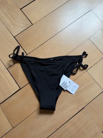 Bikini Slip schwarz 34 (NEU)
