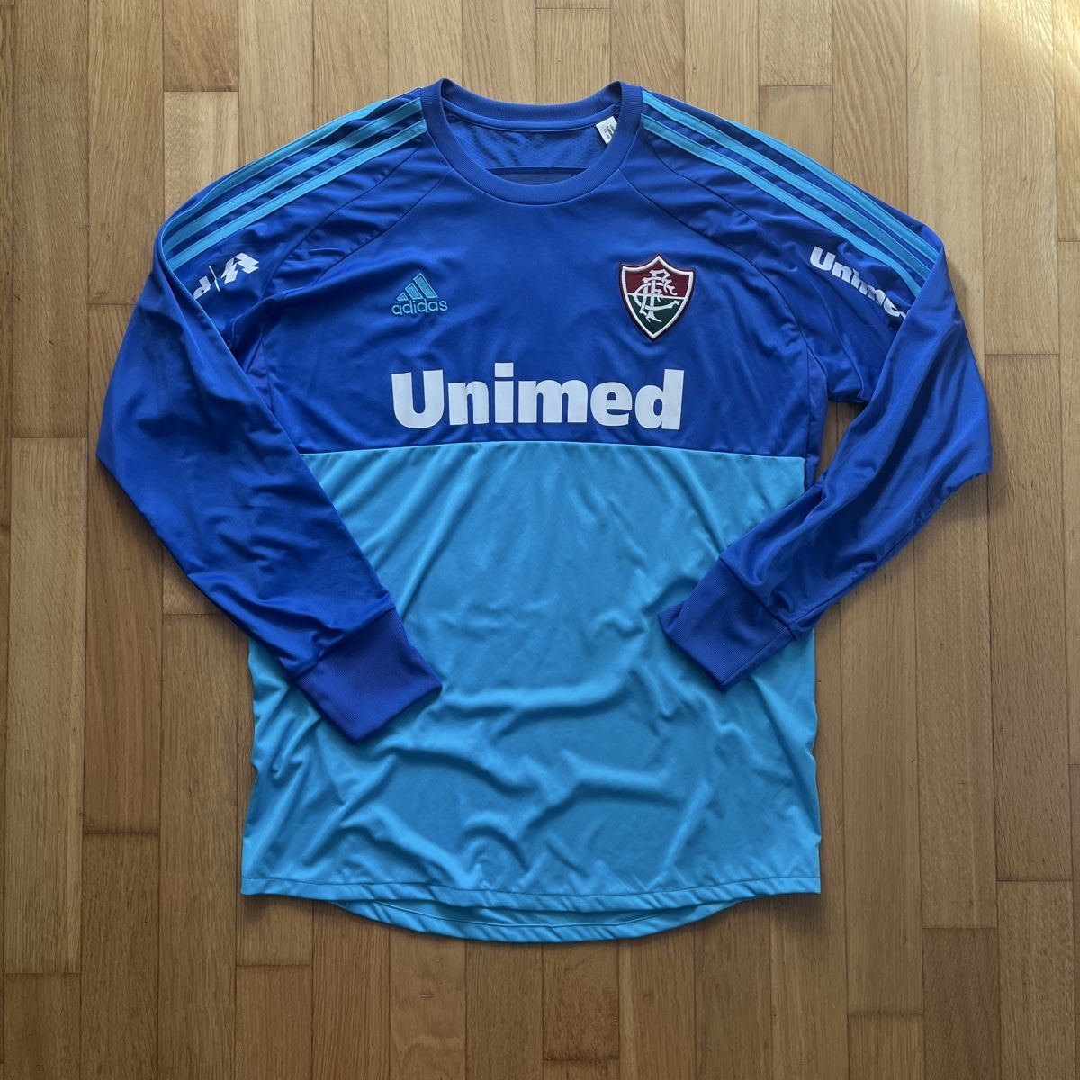 Adidas Canottiere & Pantaloni: Match Worn Fluminense 2014 Goalkeeper Jersey Cavalieri #12 – Usato da Baar venduto da ada_5p8q 2