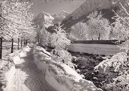 Klosters Diethelmpromenade mit Silvretta