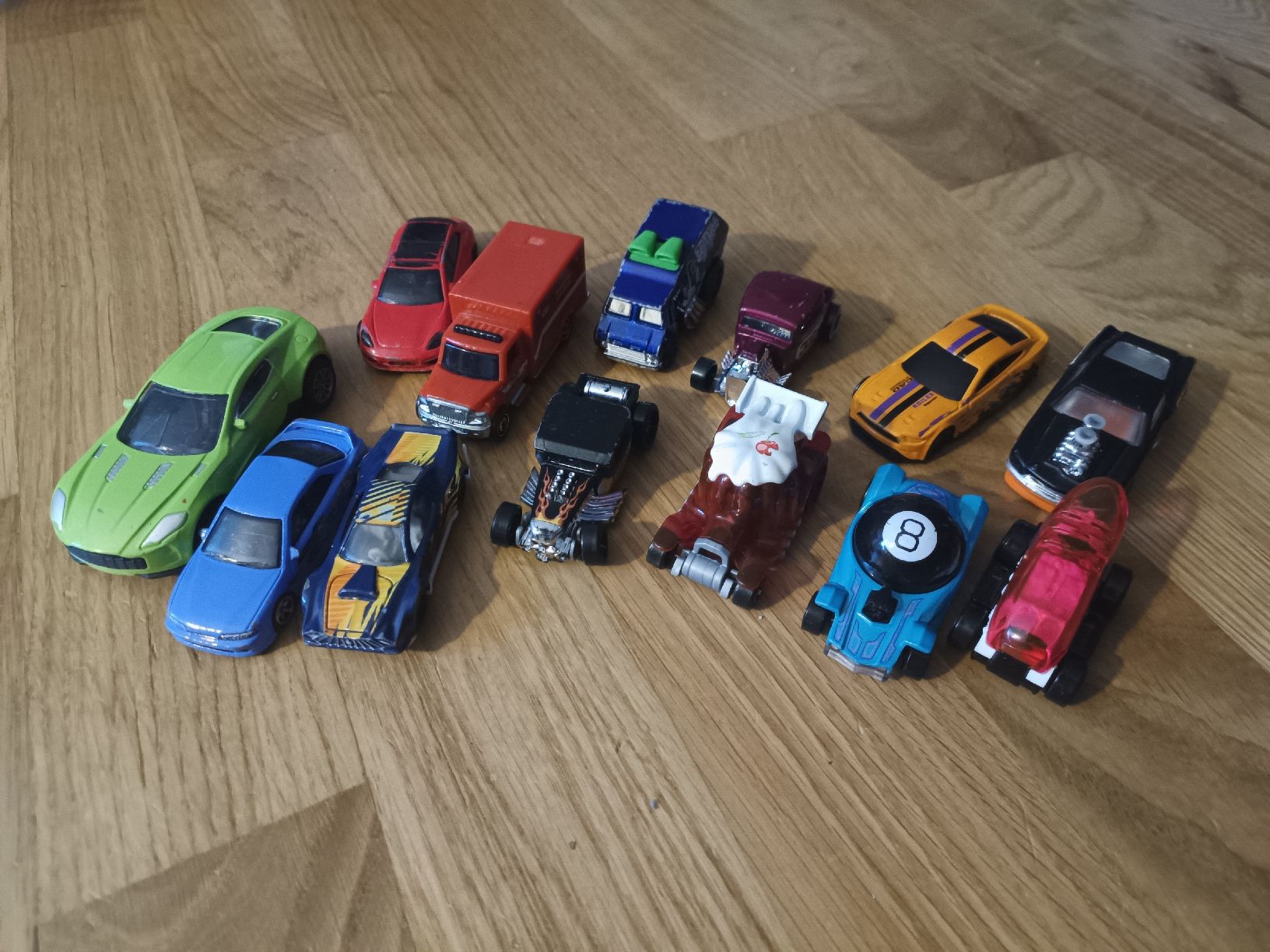 Spielzeuge: autos – Gebraucht aus Muri AG von Mupuputs