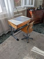 Bureau enfant avec chaise réglable, état d'occasion