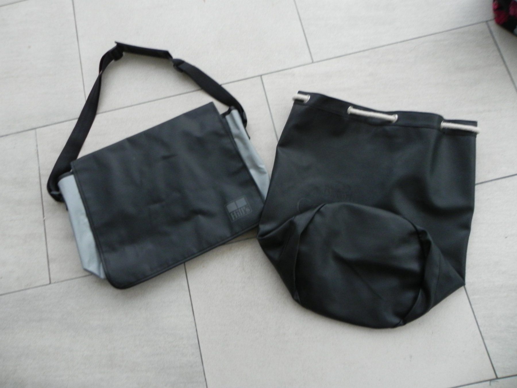 Borse: Taschen Set schwarz/grau 2 Stk – Usato da Stallikon venduto da pcerny16 7
