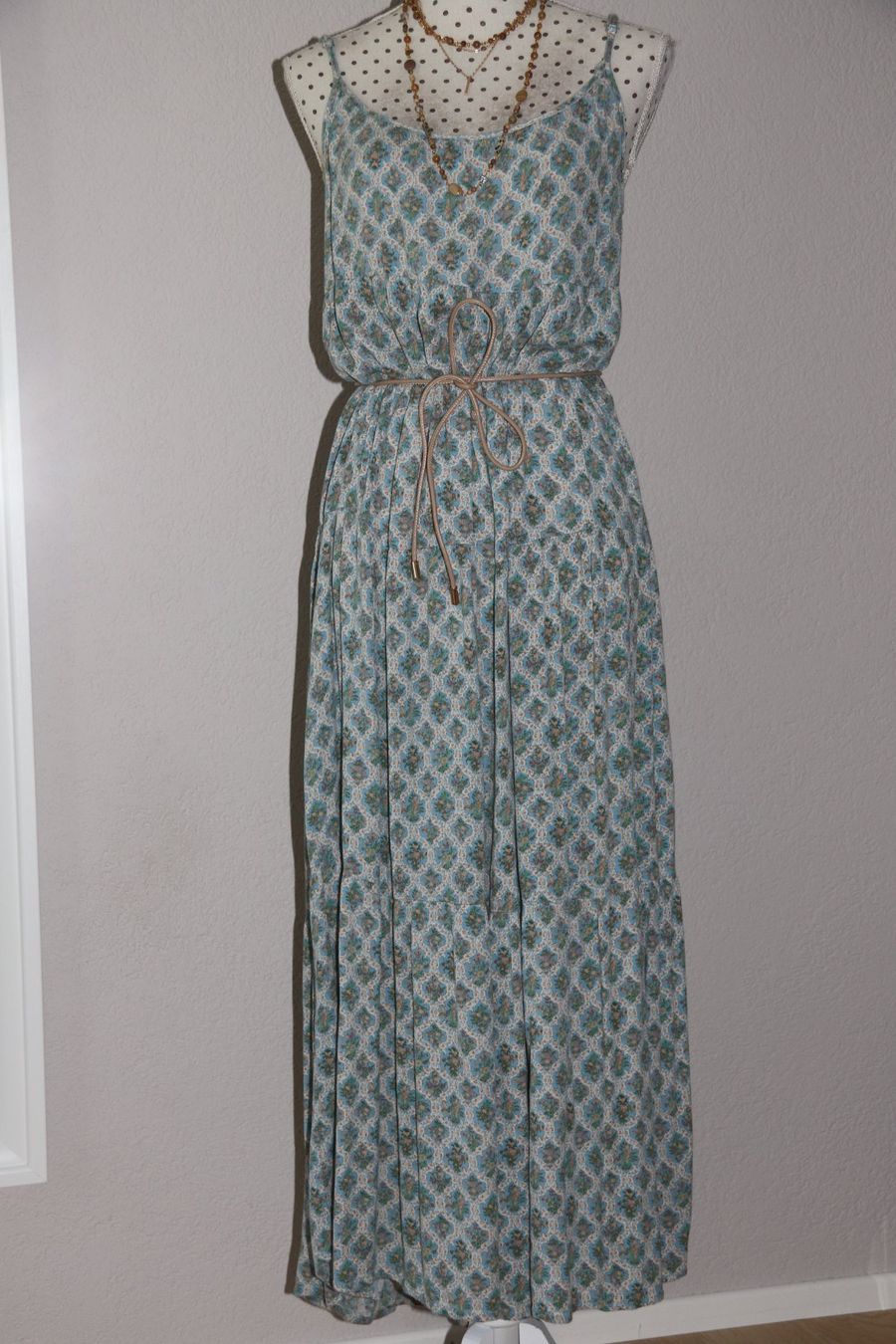 Vestiti: Maxi luftiges Sommerkleid Gr.M – Usato da Oberwil-Lieli venduto da Svetlana28 7