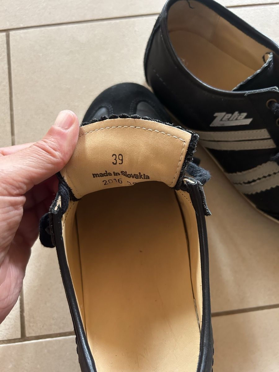 Scarpe da donna: Zeha Berlin Sneaker Gr 39 – Usato da Aegerten venduto da CeliKo 1