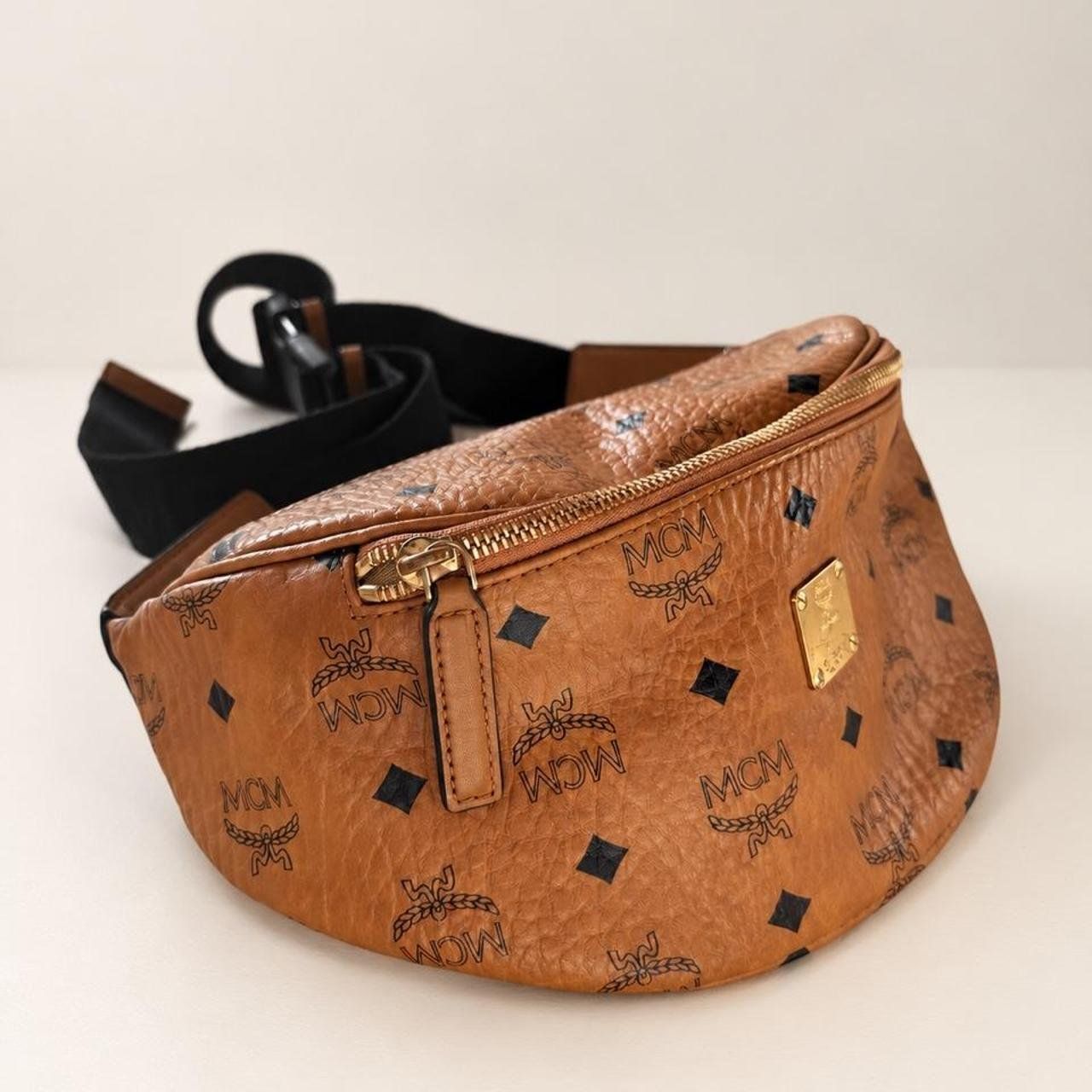 Mcm Borse: MCM Monogram Gürteltasche – Cognac – Usato da Erlach venduto da VerkaufX 1