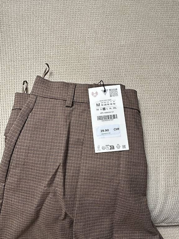 Gonne: Jupe short Zara   – Nuovo e nell'imballaggio originale da Chardonne venduto da str_fq98 3