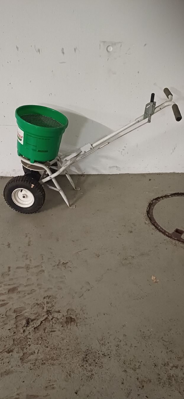 Altro in Utensili da giardino: Streuwagen – Usato da uster venduto da Neaele 6