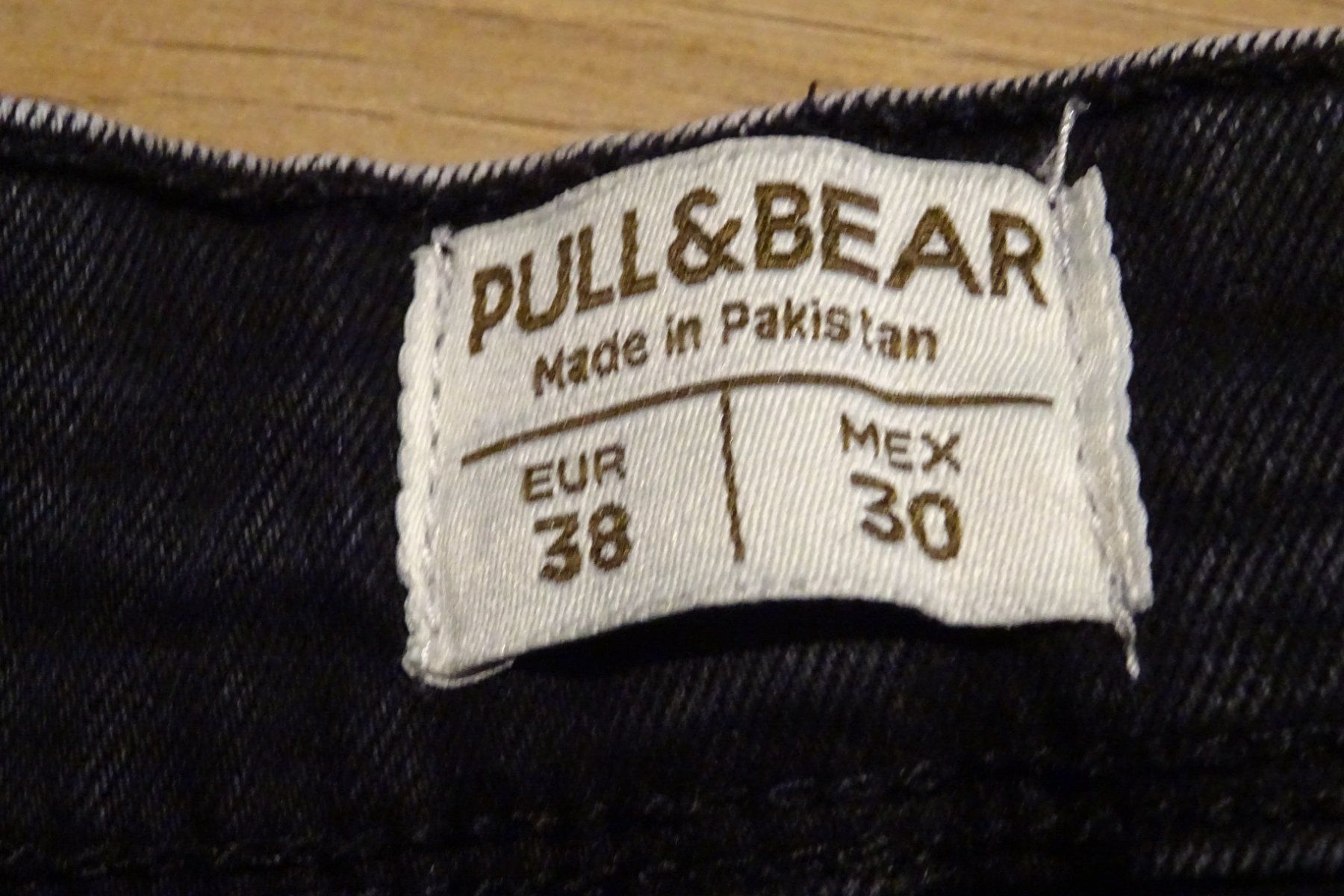 Pantaloni: wie neu: Shorts Gr. 38 von Pull&Bear – Nuovo (secondo la descrizione) da Urtenen-Schönbühl venduto da Chaeppeler 4