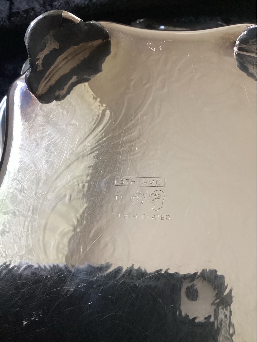 Piatti di portata: Serviertablett „5th Ave Silver Co“versilbert m.Griffen antik – Usato da Nunningen venduto da Vintage59 7
