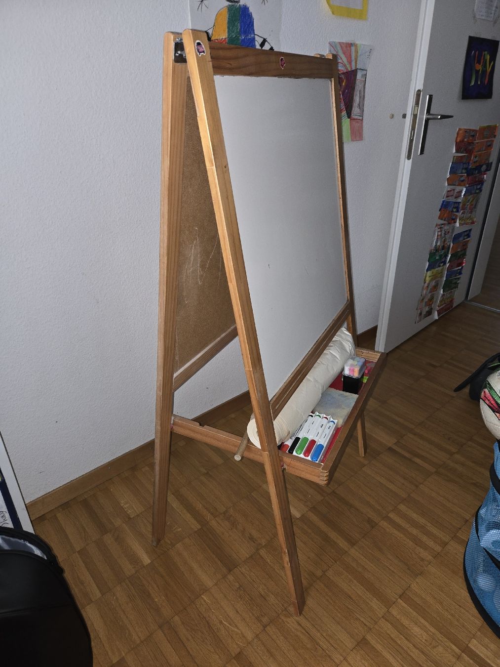 Lavagne: Kinder Maltafel, doppelseitig benutzbar – Usato da Urdorf venduto da yaceo 3