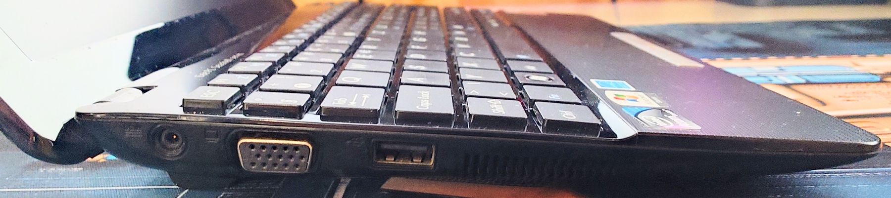 Asus Notebook: Asus Eee PC 1011PX | Intel Atom | 1GB | 160GB HDD | (Linux) – Usato da Ennetmoos venduto da Faders 4