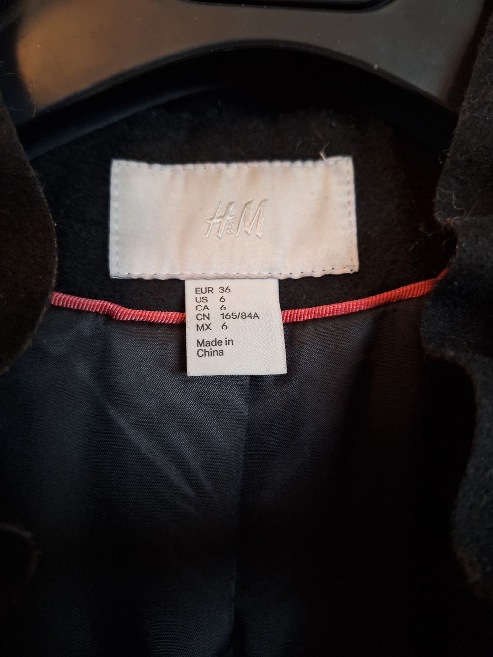 H&M Giacche: Sehr spezielle Jacke – Usato da Rheinfelden venduto da Cleopatra2000 5