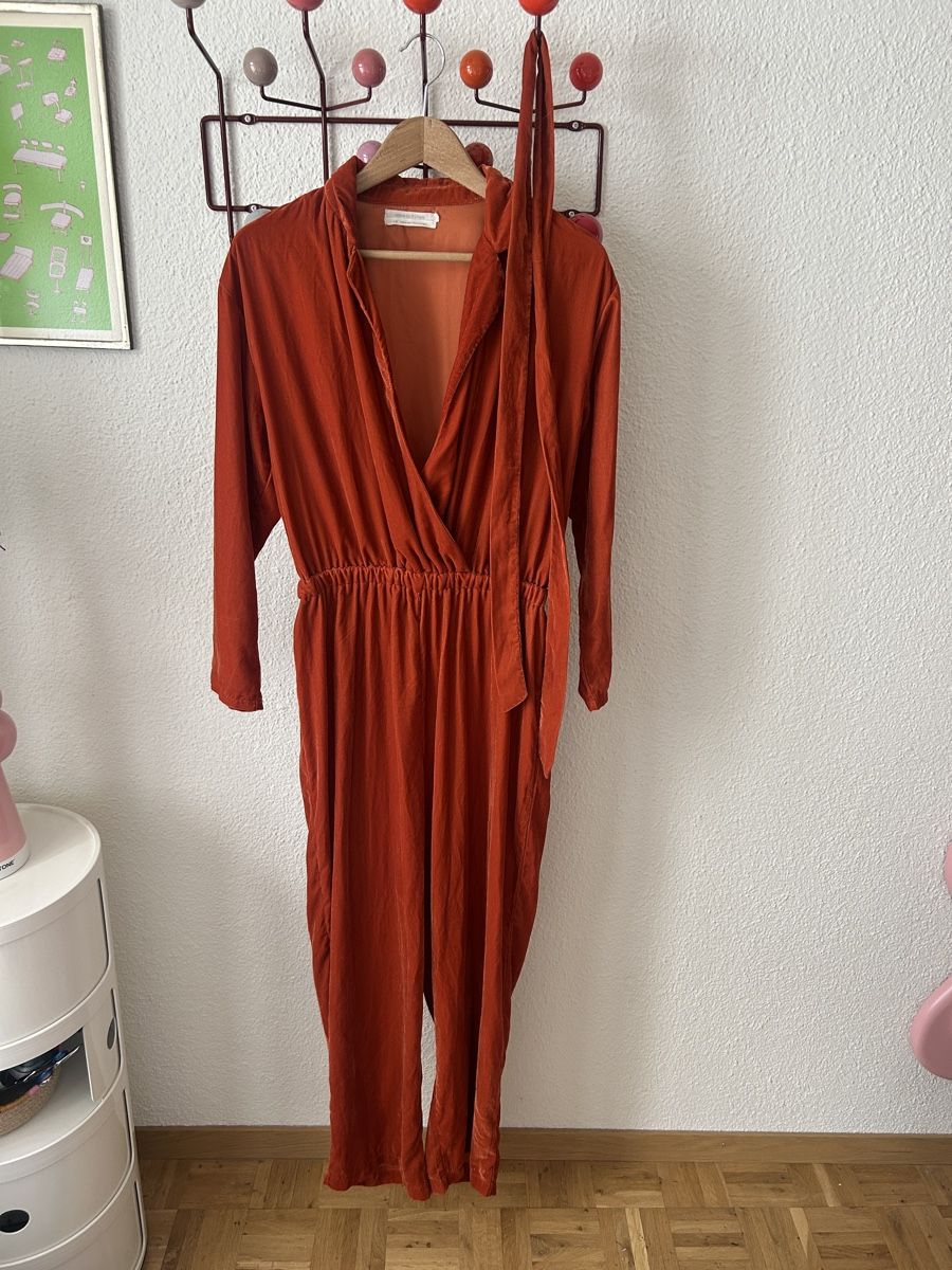 Tute: Wunderschöner kupferfarbener Overall aus Samt – Usato da Zürich venduto da Seraphine_1302
