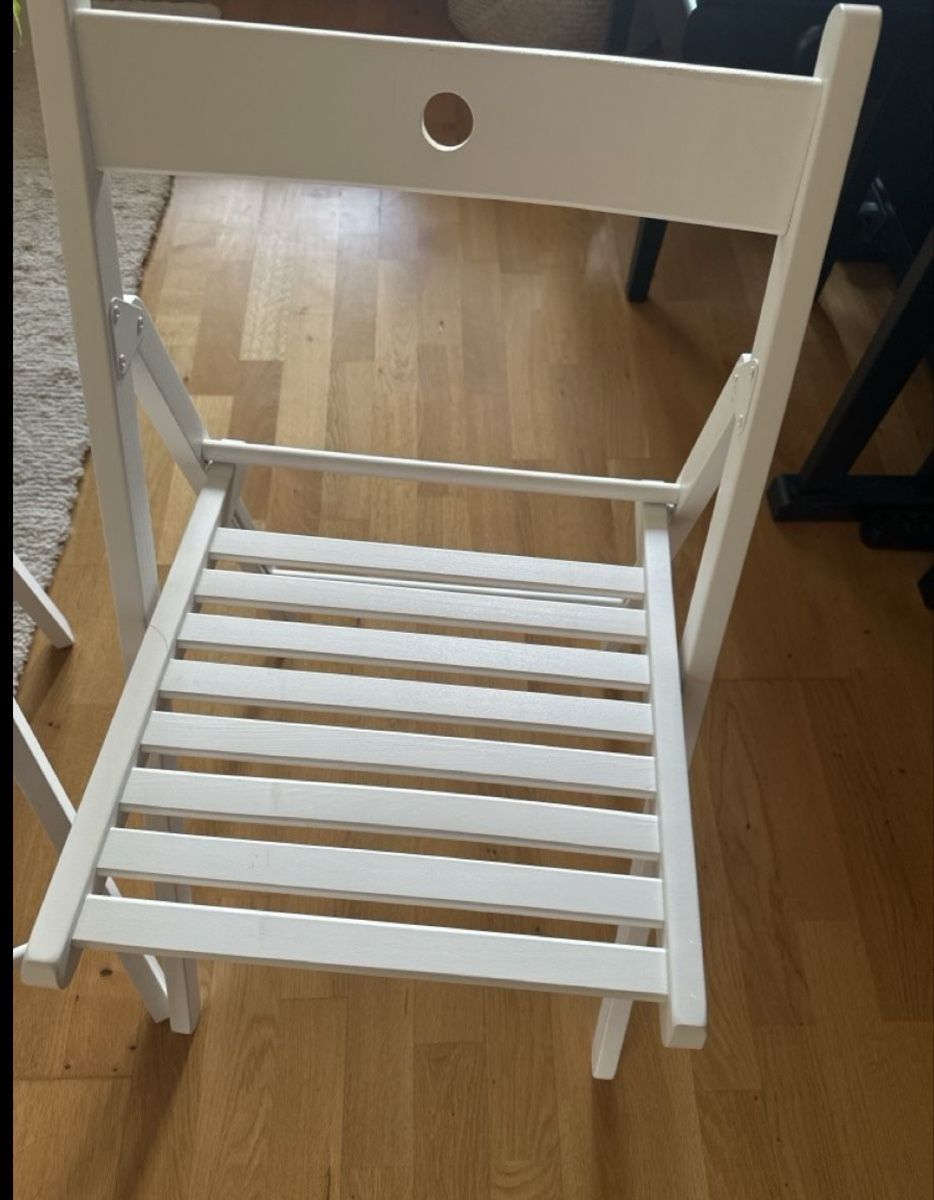 Ikea Stühle: Klappstühle Holz weiss 2er Set – Neu (gemäss Beschreibung) aus Volketswil von julena2910 1