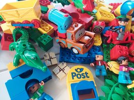 Duplo: Cars Hook, Flugzeug, Post, Traktor, Krokodil, Loki ..