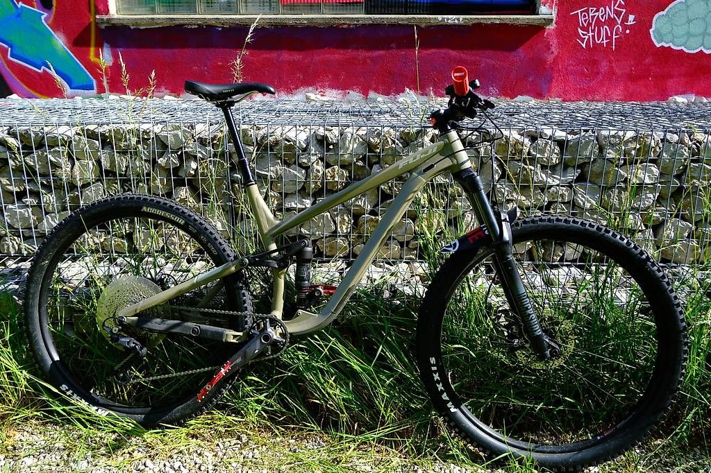 Biciclette: VTT all mountain L (comme neuf) – Usato da Chêne-Bougeries venduto da jerome_big_bigoni 3