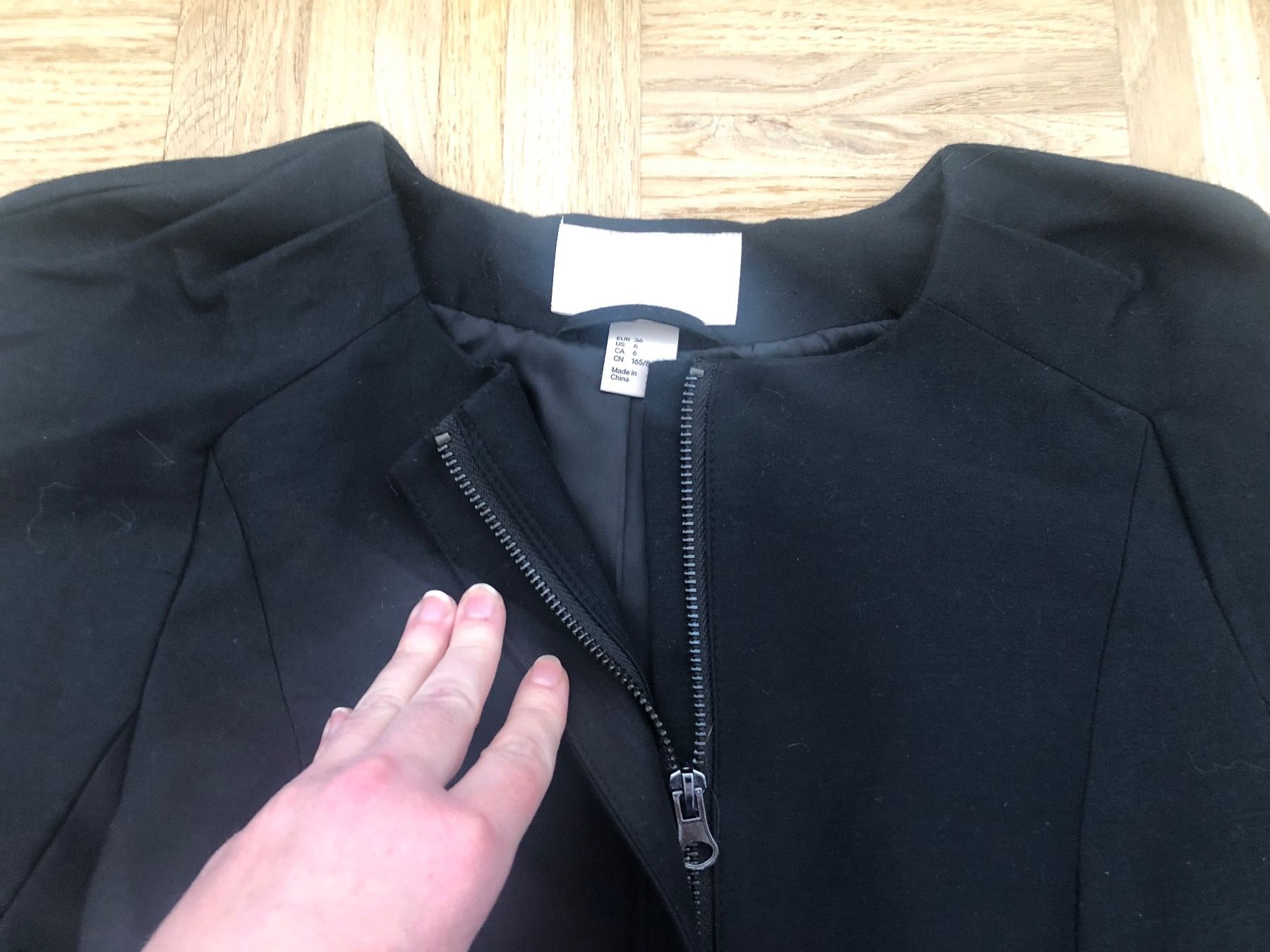 H&M Giacche: Veste blazer H&M noir – Usato da Onex venduto da kattrina 1