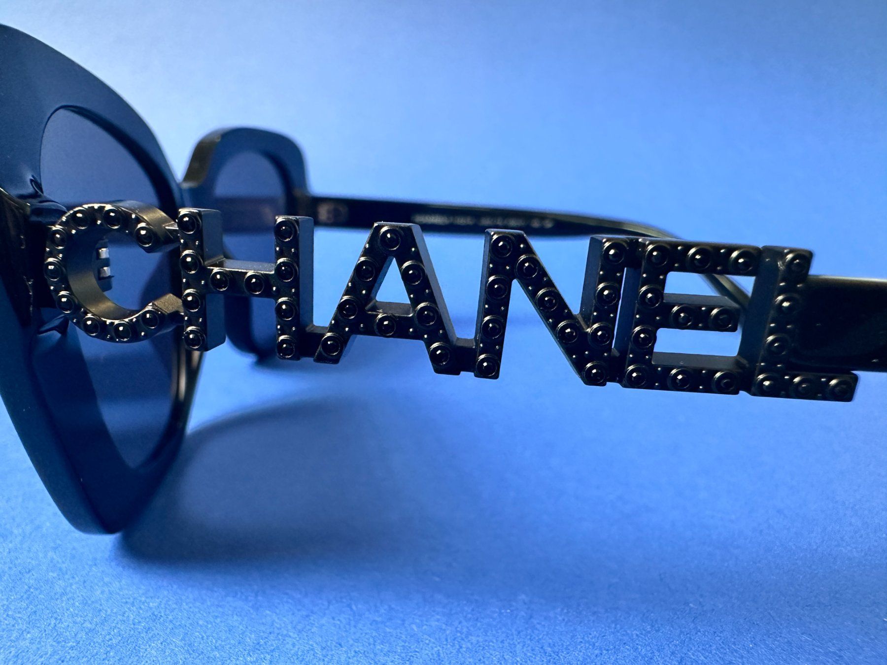 Chanel Lunettes & Verres: Chanel Damensonnenbrille – Neuf avec emballage d'origine à Gossau SG par fzone06 2
