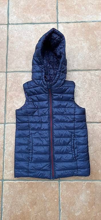 Okaidi Giacche & Cappotti: Doudoune réversible Okaïdi 10 ans 140 cm – Usato da Bevaix venduto da nad_t8tm