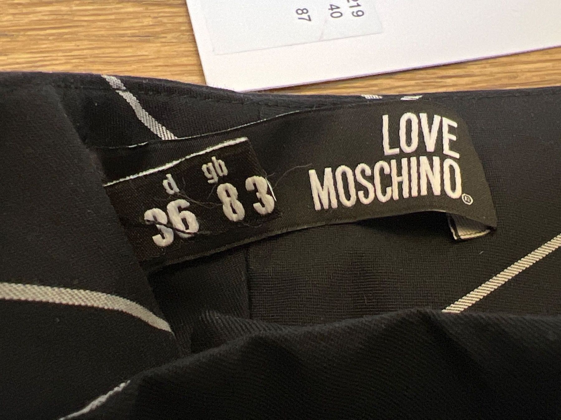 Moschino Pantalons: Hose Love Moschino Gr.36 - Neu – Neuf avec emballage d'origine à Visp par bluenero 4