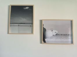 2 Bilderrahmen Ikea 42x52, mit Fotografien