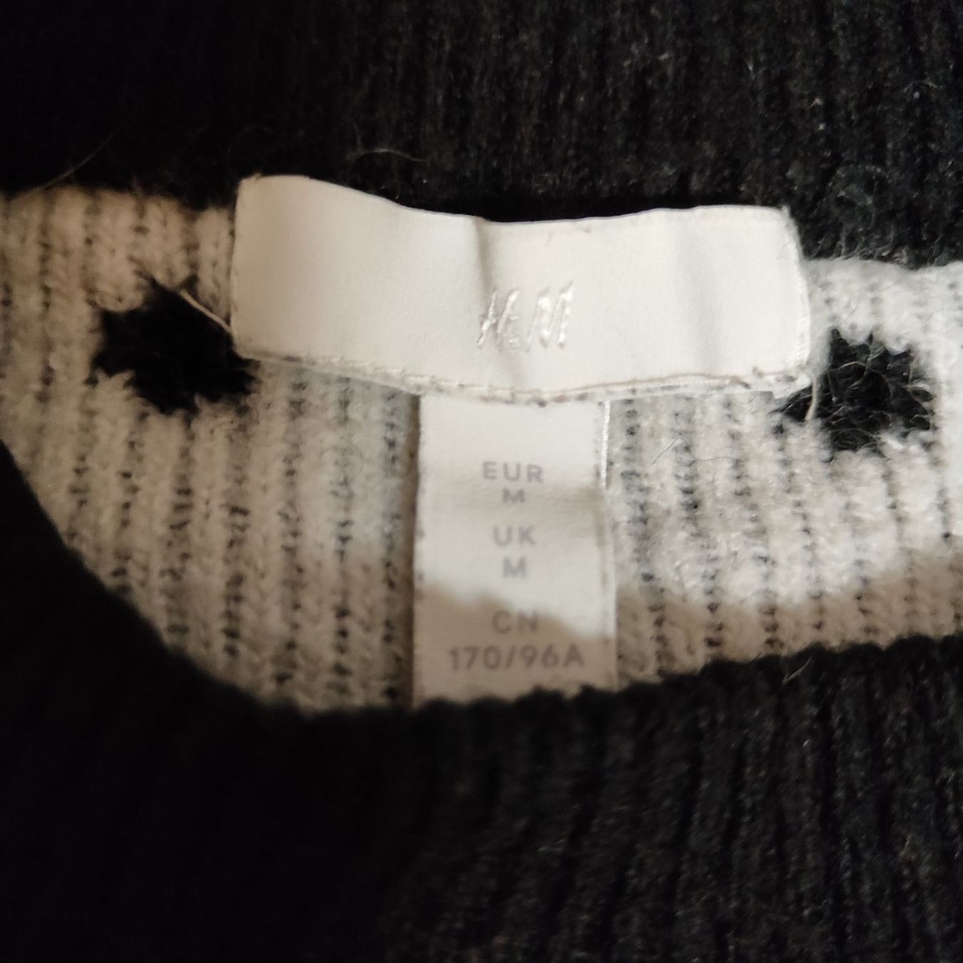 H&M Pullover & Sweatshirts: Dicke Winterpulli GR M – Gebraucht aus Langnau am Albis von Judithsebi 1