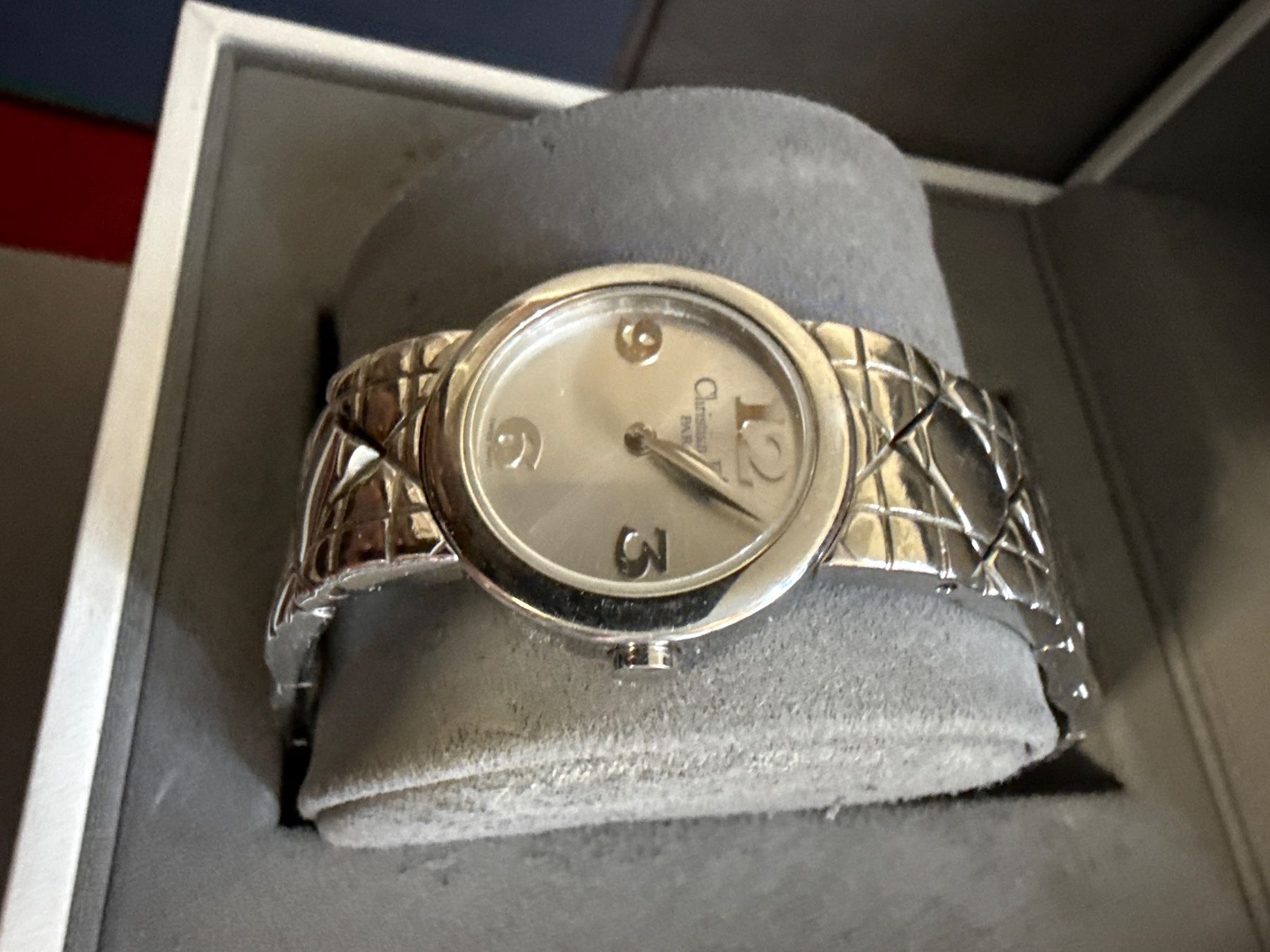 Dior Uhren: Christian Dior 24 mm – Gebraucht aus Pfeffingen von Allhandelklgwatches 1