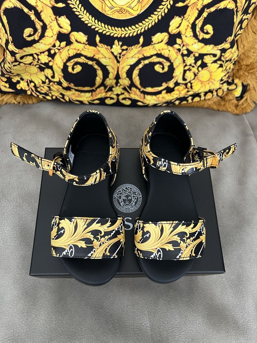 Versace Schuhe für Jungen: Versace Sandale Kinderschuhe Gr. 24 – Neu und originalverpackt aus Oberengstringen von Baby_Fashion 2