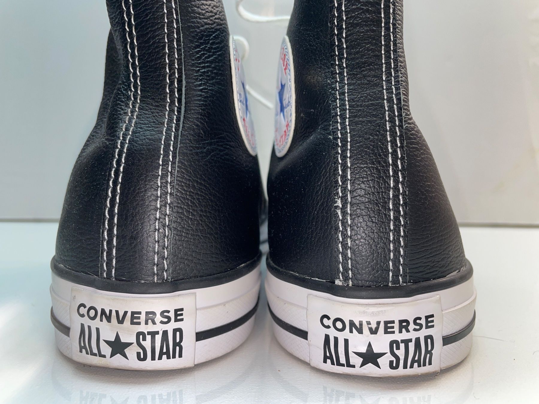 Converse Chaussures hommes: schwarze hohe Leder Converse  'ALL STAR' in 42.5 – D'occasion à Wolfhausen par Mawere 5