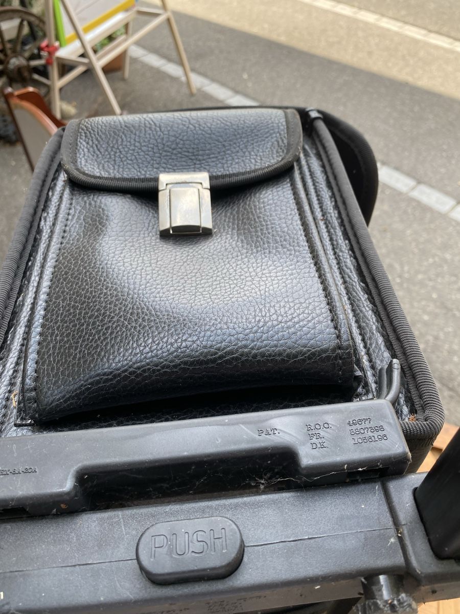 Valises de voyage: Pilotenkoffer robust – D'occasion à Aathal-Seegräben par wagenburg01 1